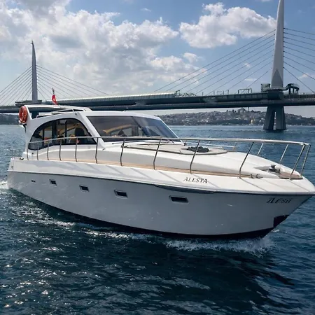 Alesta Yacht Botel Istanbul